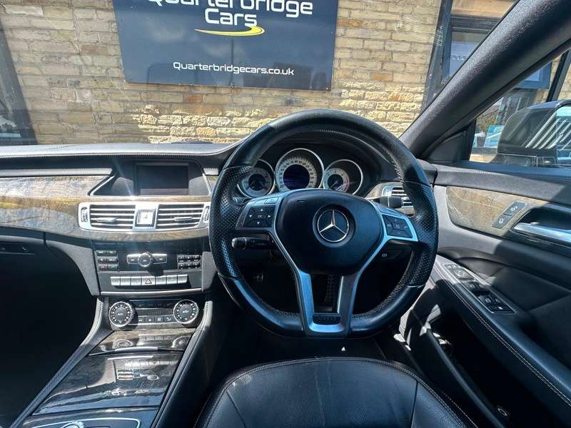 null MERCEDES CLS null MERCEDES CLS