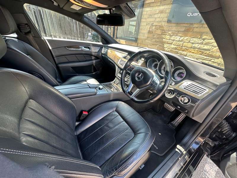 null MERCEDES CLS null MERCEDES CLS