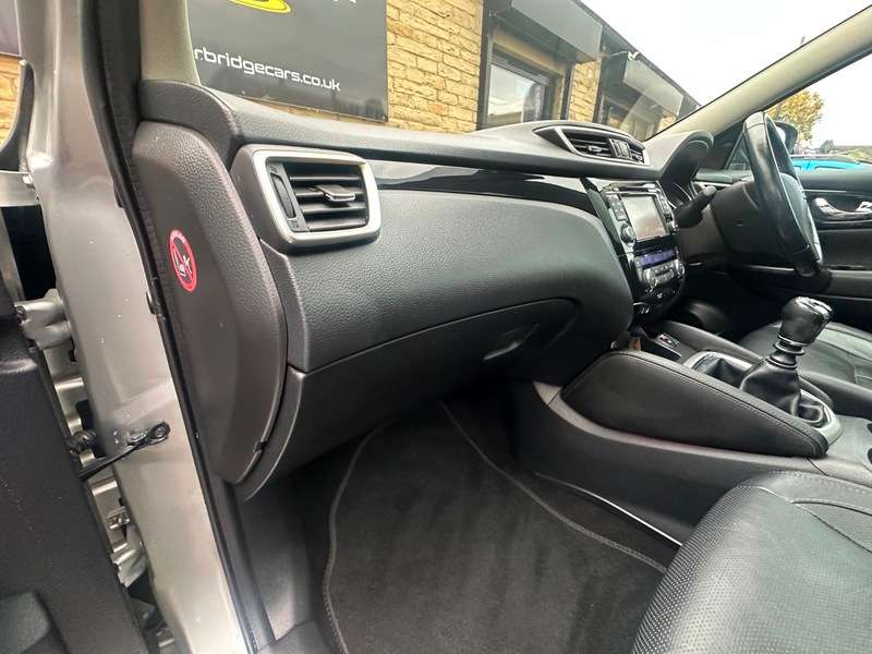 2015 NISSAN QASHQAI 2015 NISSAN QASHQAI