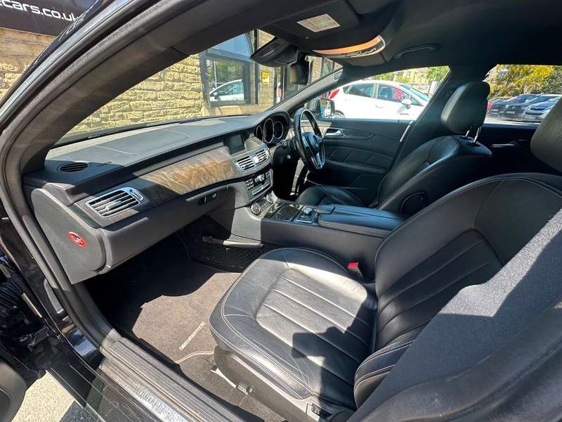 null MERCEDES CLS null MERCEDES CLS