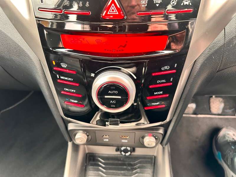 2018 SSANGYONG TIVOLI 2018 SSANGYONG TIVOLI