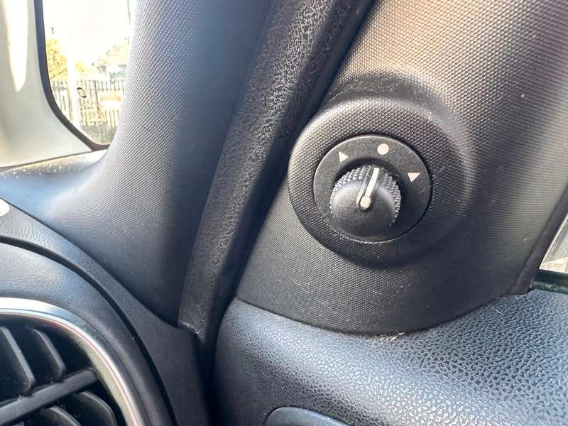 2013 FIAT 500L 2013 FIAT 500L