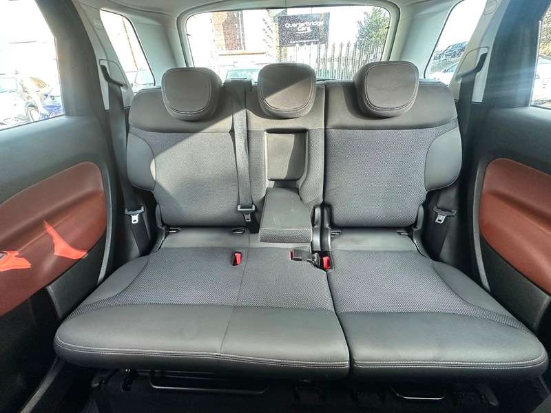 2014 FIAT 500L 2014 FIAT 500L