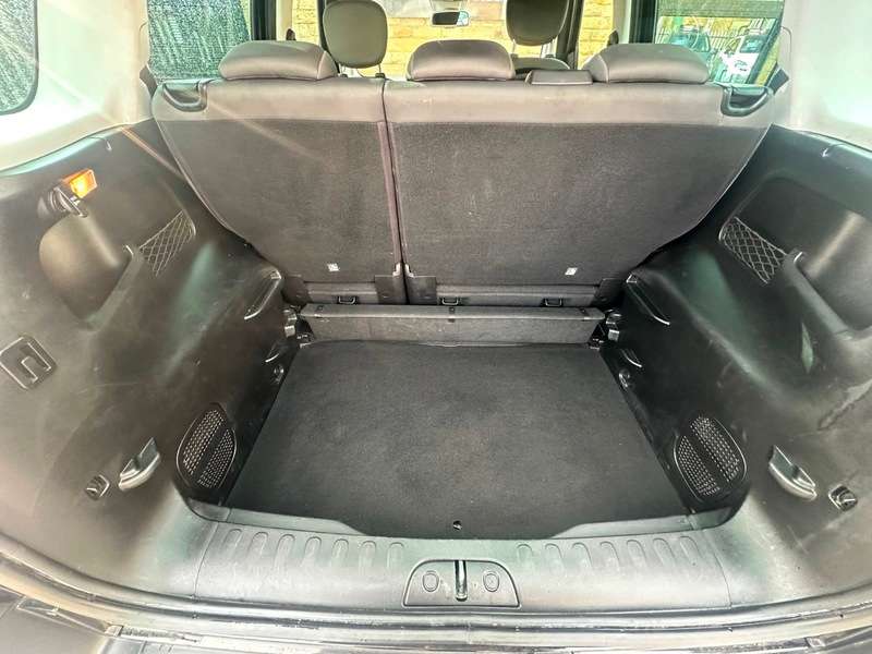 2014 FIAT 500L 2014 FIAT 500L