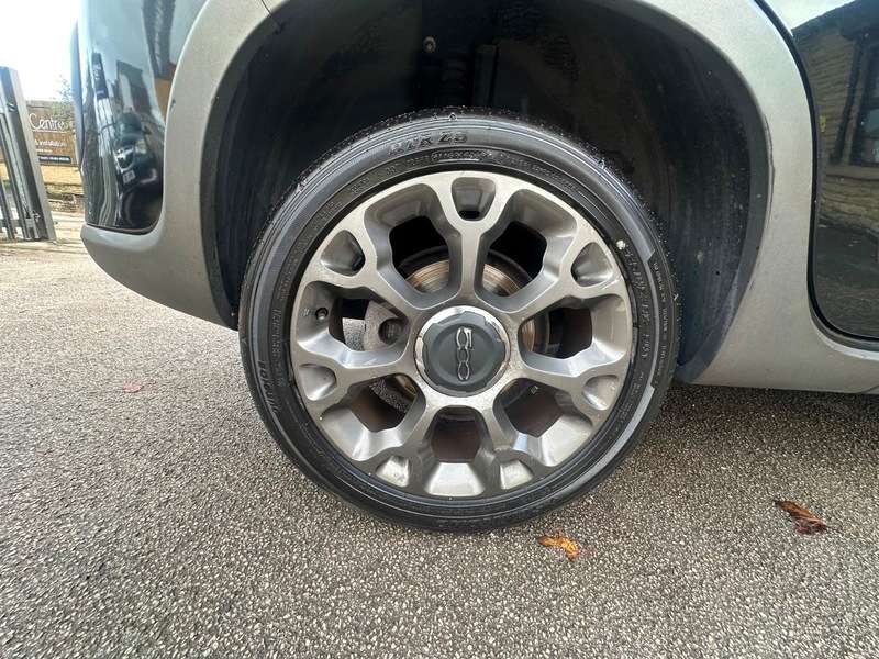 2014 FIAT 500L 2014 FIAT 500L