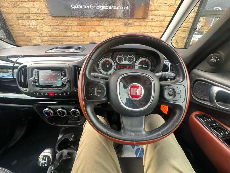 2014 FIAT 500L 2014 FIAT 500L