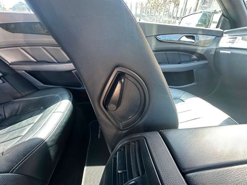 null MERCEDES CLS null MERCEDES CLS