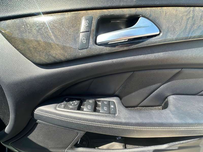 null MERCEDES CLS null MERCEDES CLS