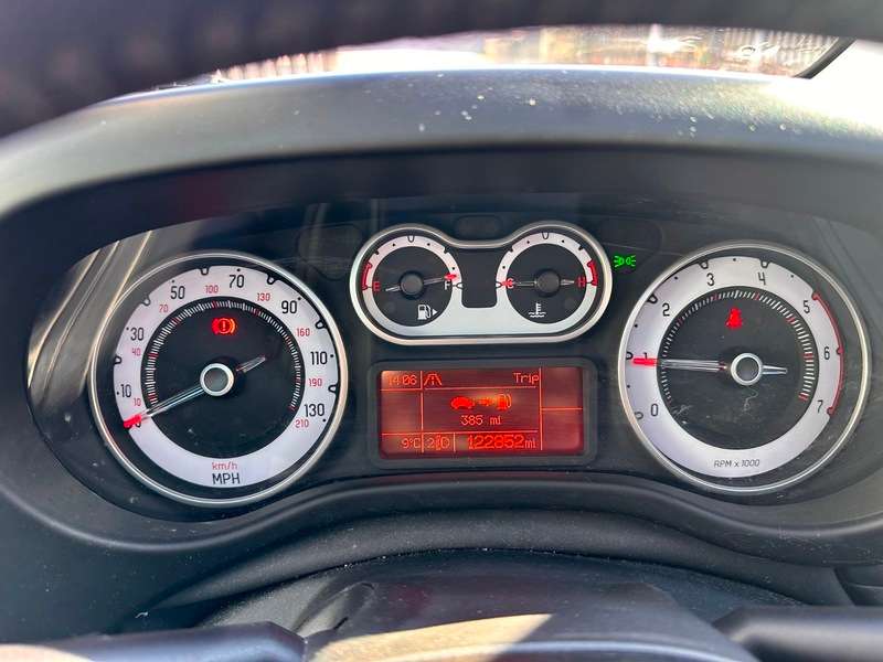 2013 FIAT 500L 2013 FIAT 500L