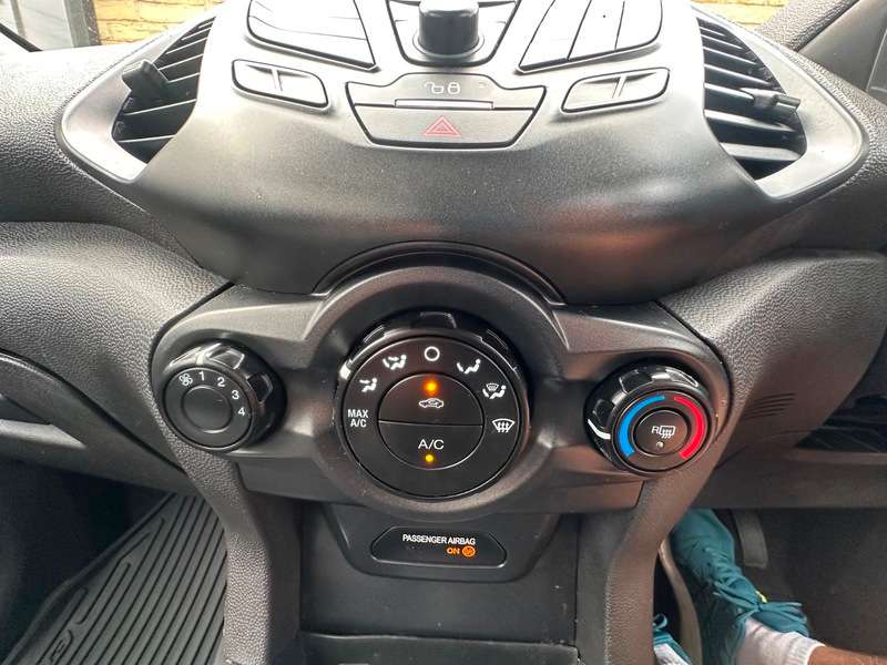 2015 FORD ECOSPORT 2015 FORD ECOSPORT