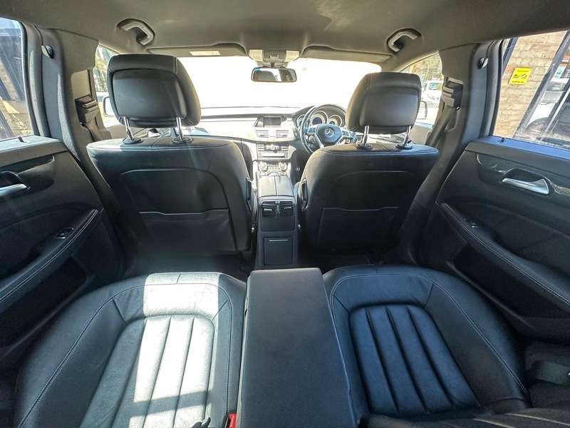 null MERCEDES CLS null MERCEDES CLS