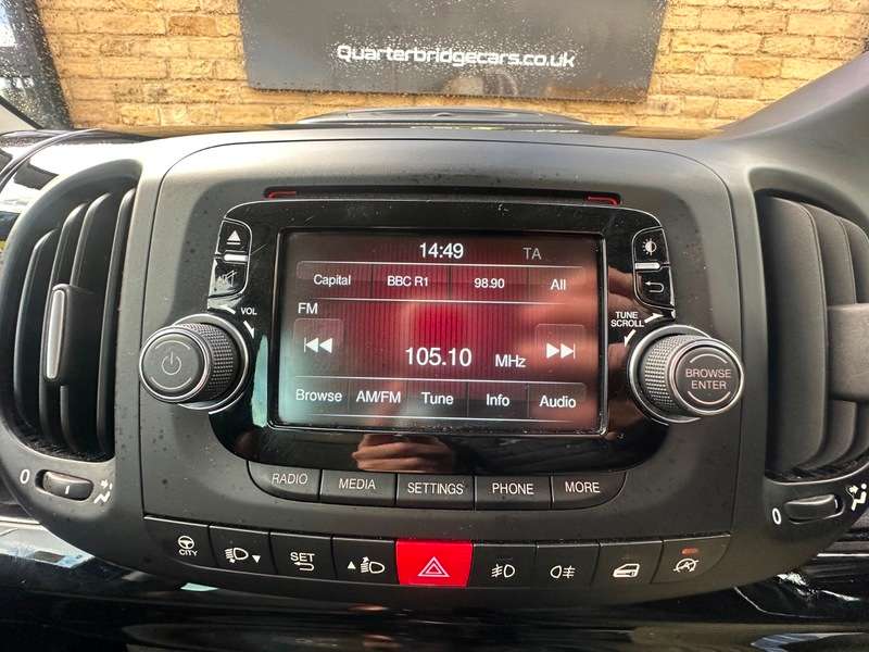 2014 FIAT 500L 2014 FIAT 500L