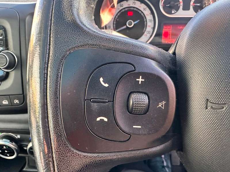 2013 FIAT 500L 2013 FIAT 500L