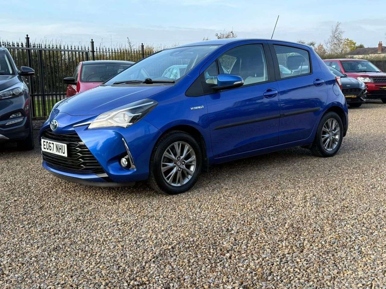2017 TOYOTA YARIS 2017 TOYOTA YARIS
