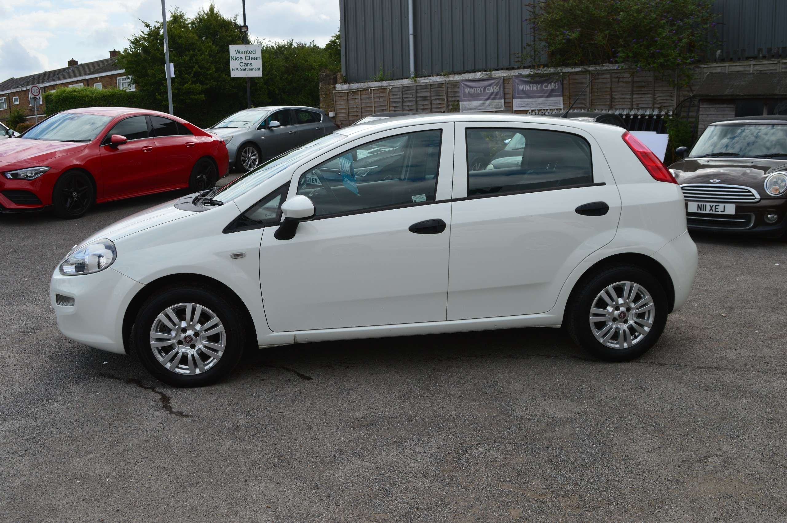 2016 FIAT PUNTO 2016 FIAT PUNTO