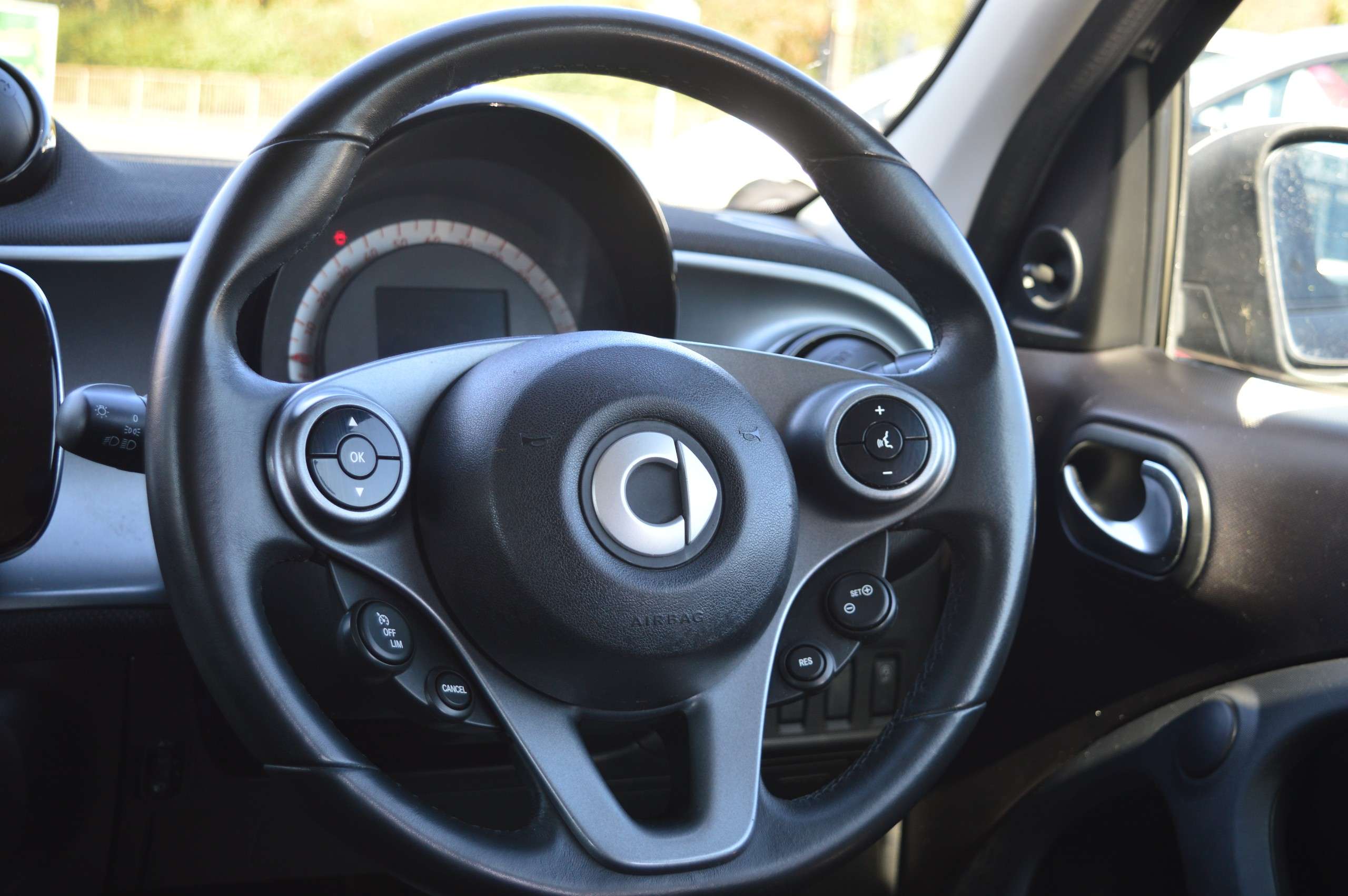 2016 SMART FORFOUR 2016 SMART FORFOUR