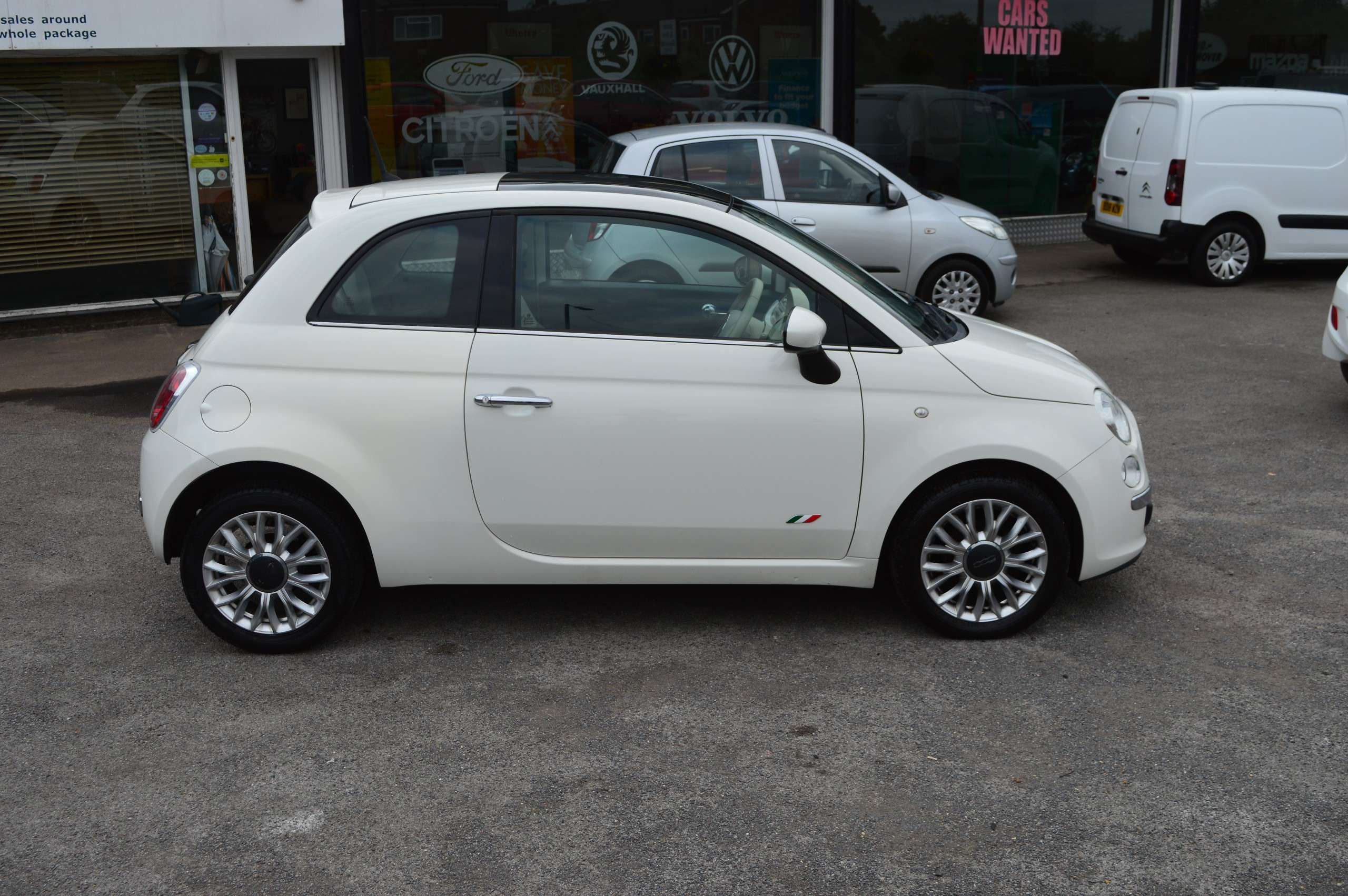 2014 FIAT 500 2014 FIAT 500