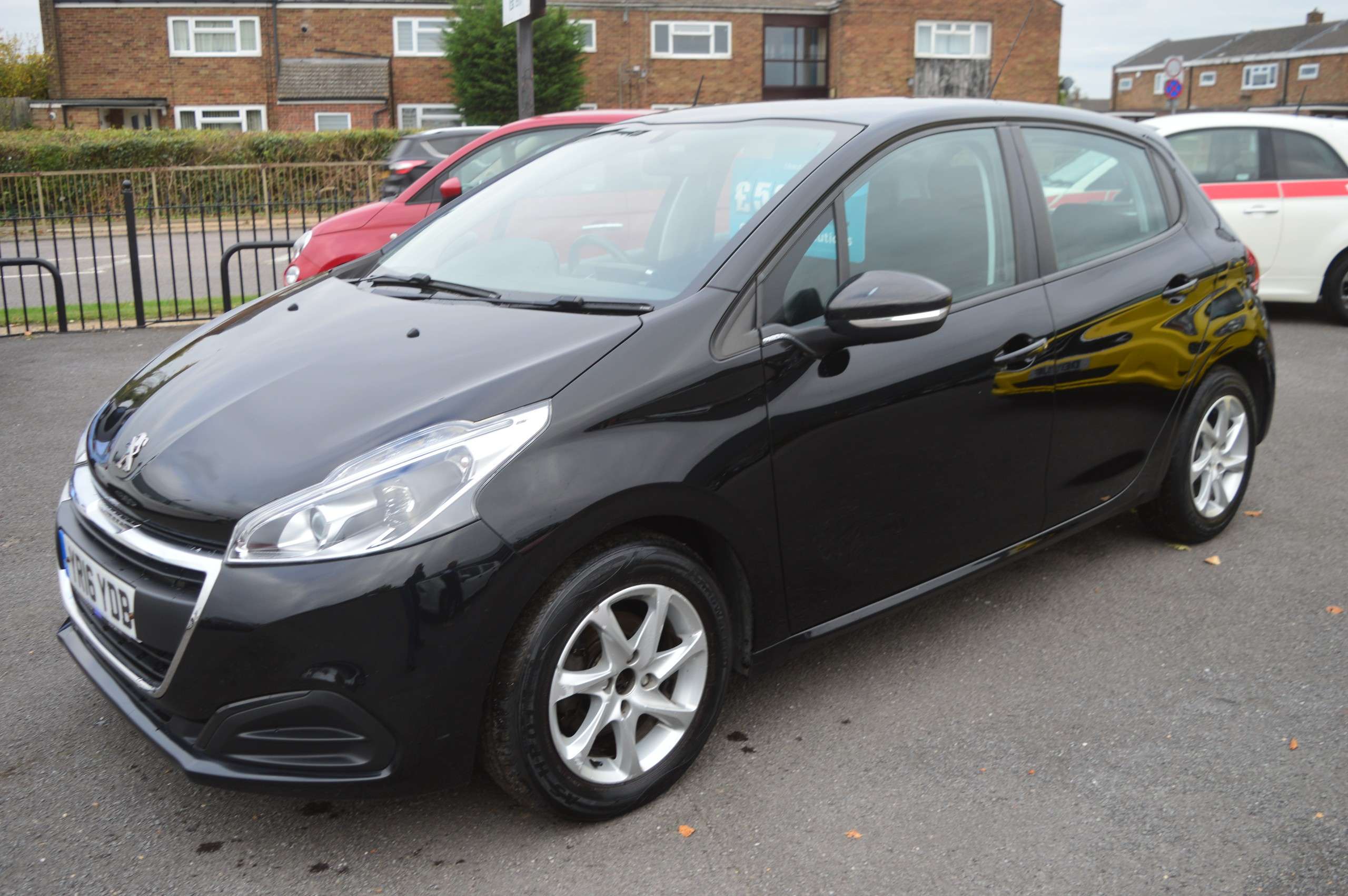 2016 PEUGEOT 208 2016 PEUGEOT 208