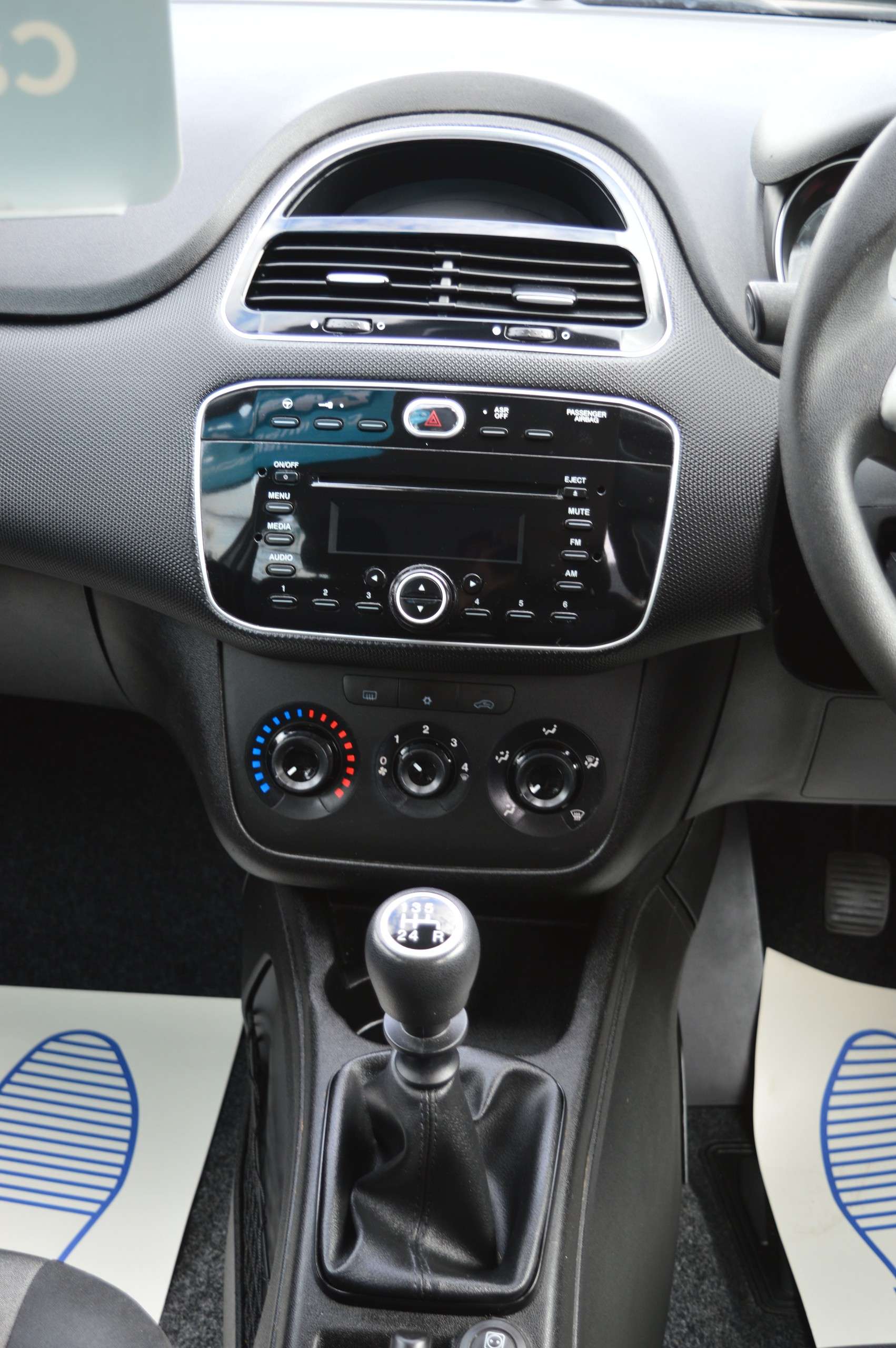 2016 FIAT PUNTO 2016 FIAT PUNTO