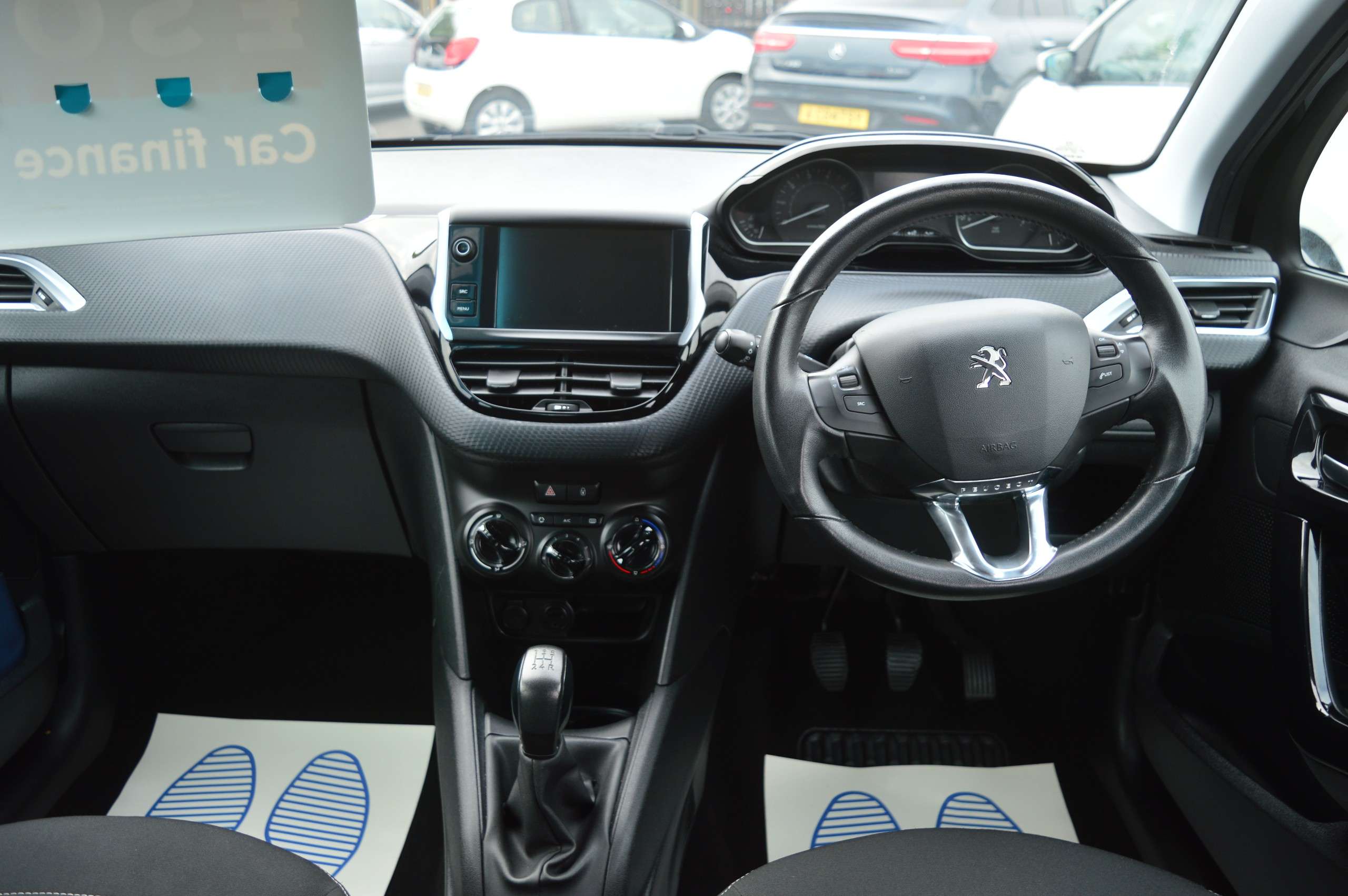 2016 PEUGEOT 208 2016 PEUGEOT 208