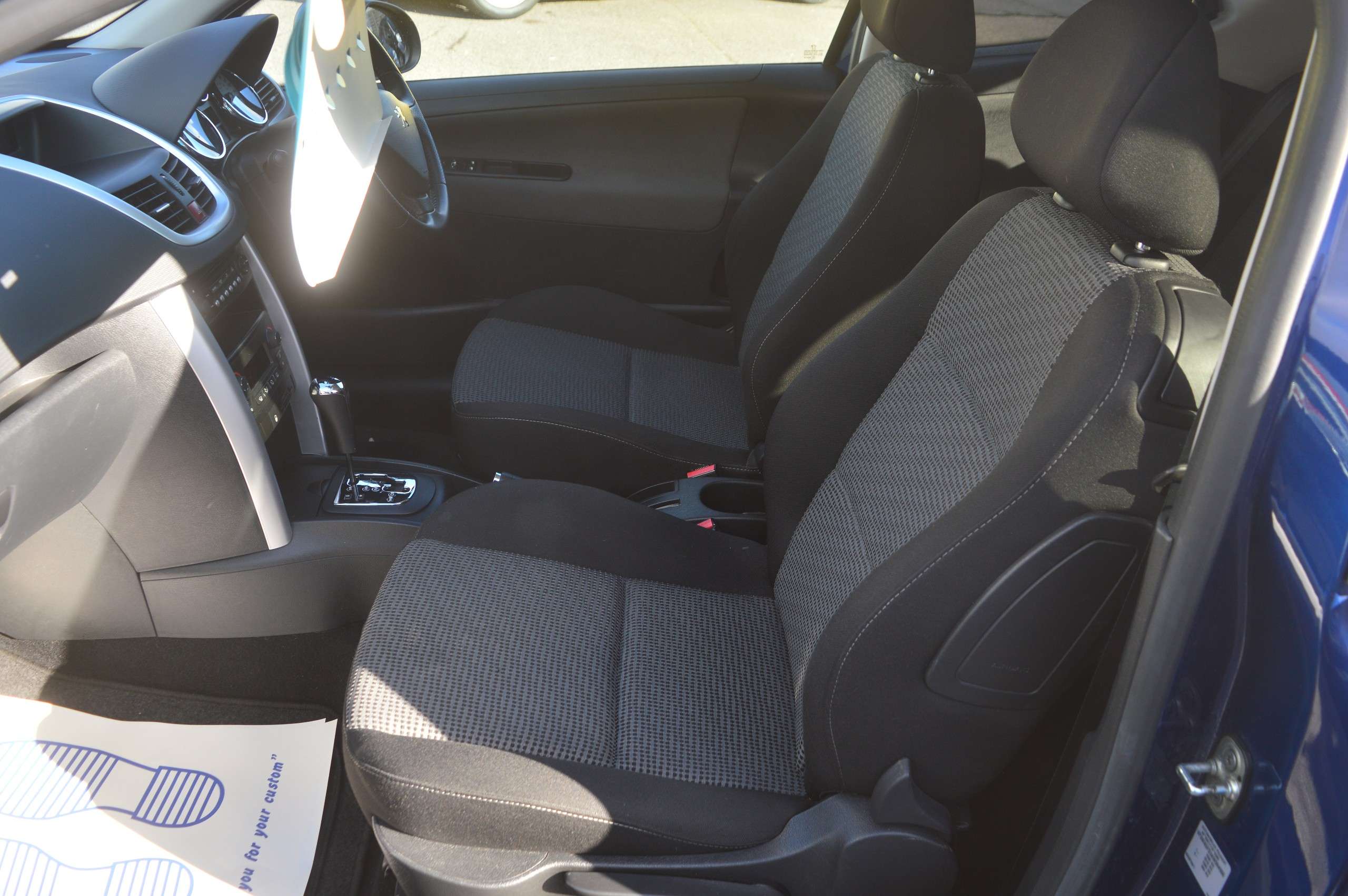 2010 PEUGEOT 207 2010 PEUGEOT 207