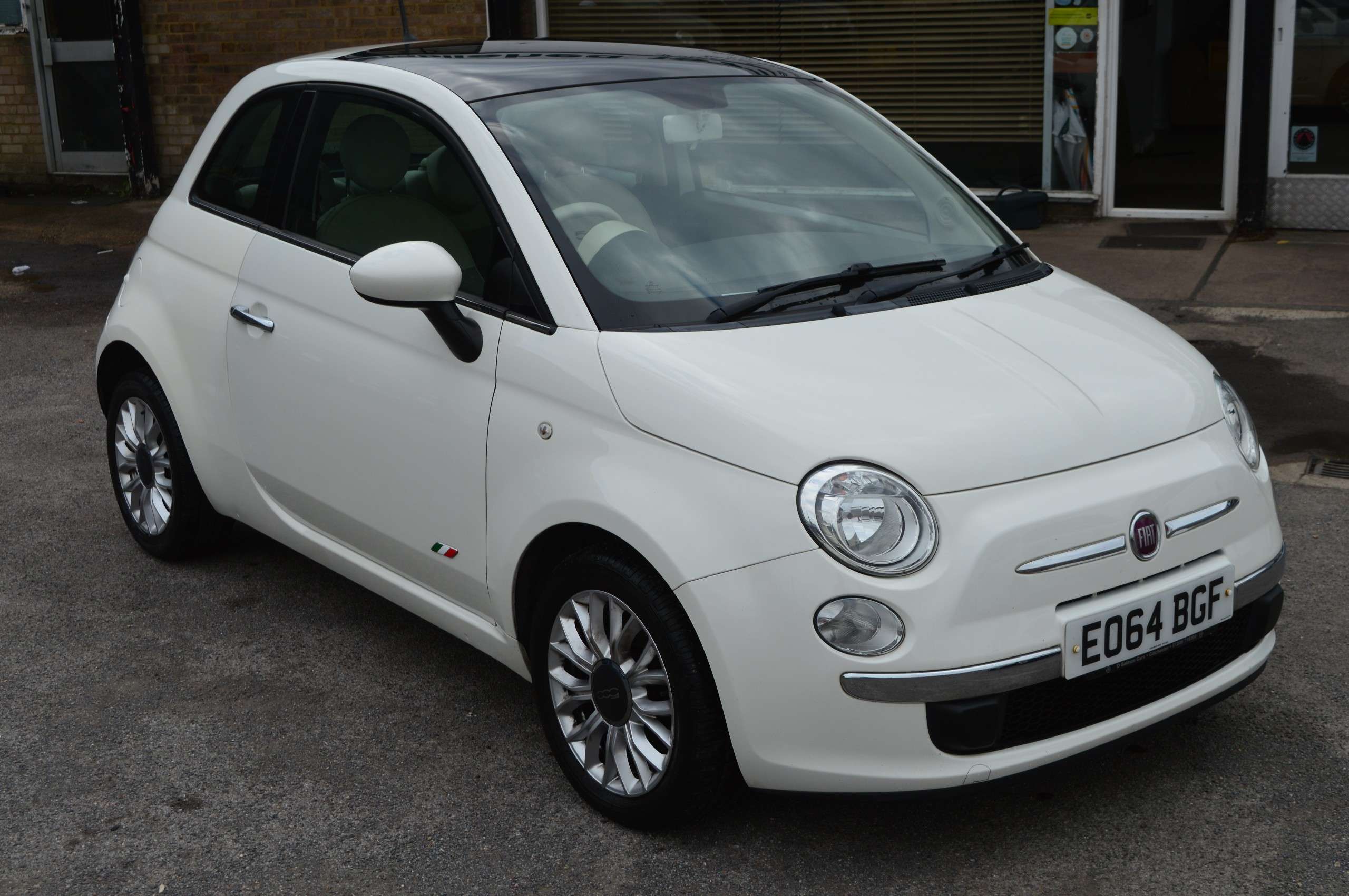 2014 FIAT 500 2014 FIAT 500