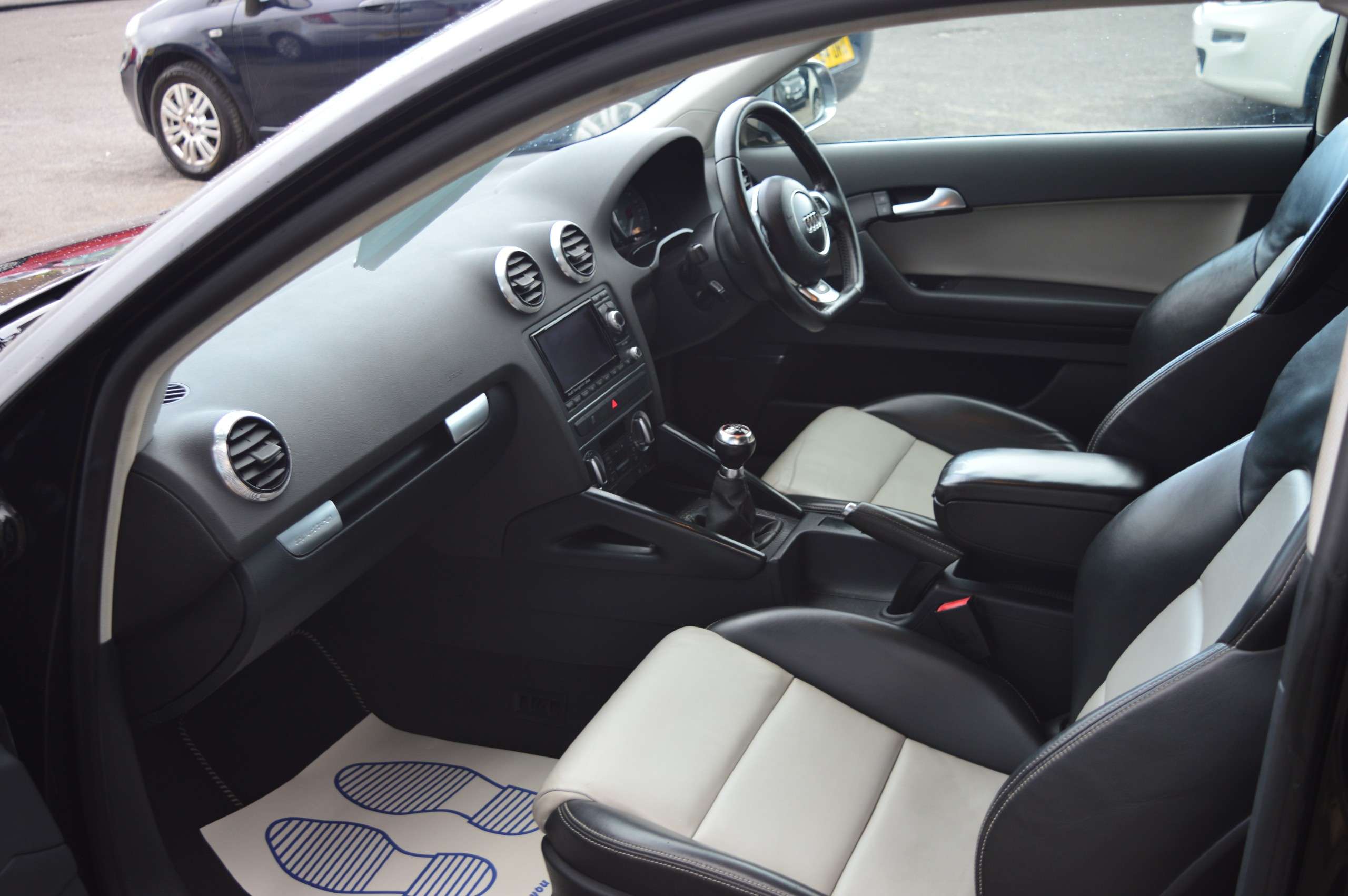 2011 AUDI S3 2011 AUDI S3