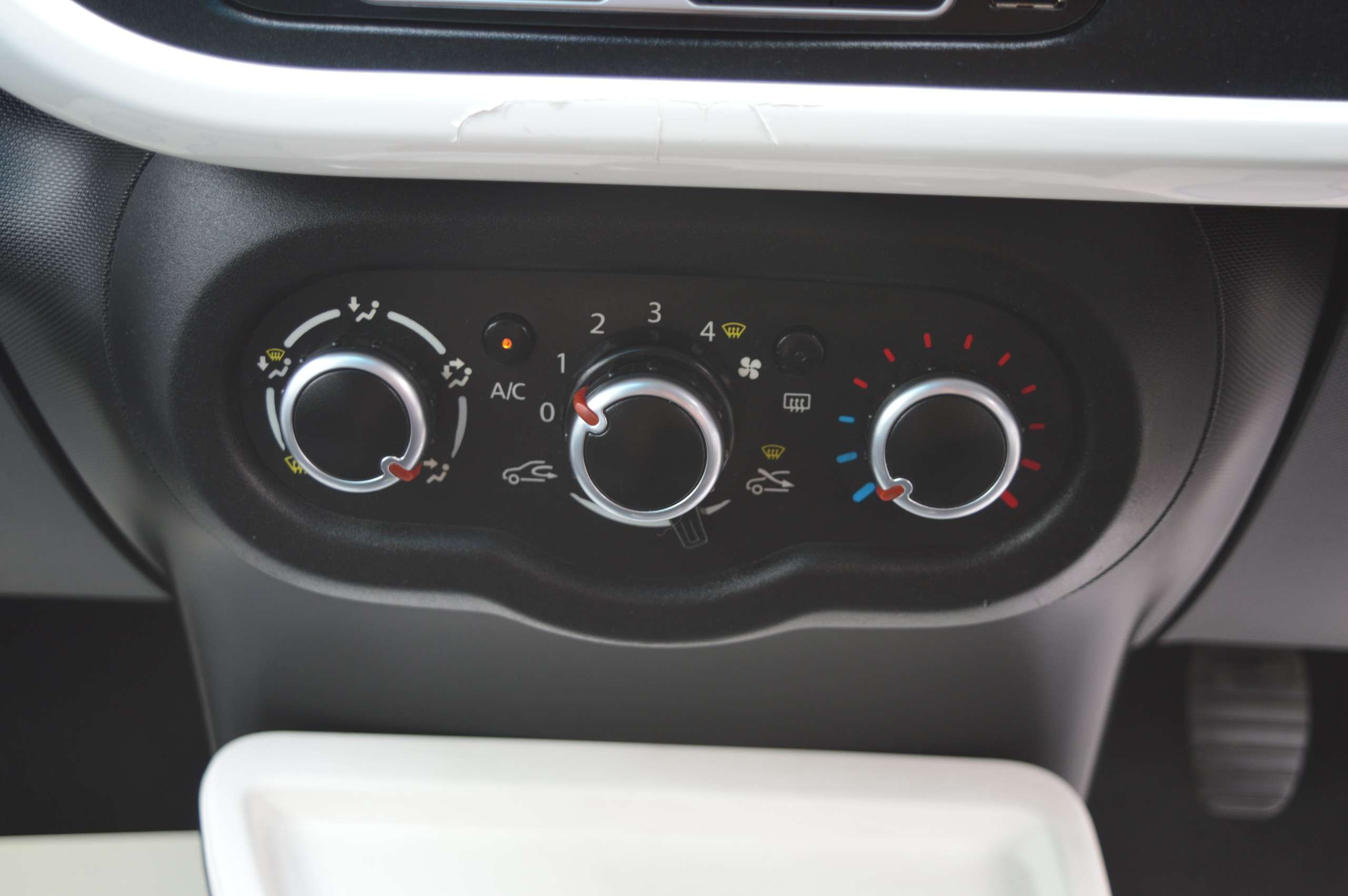 2015 RENAULT TWINGO 2015 RENAULT TWINGO