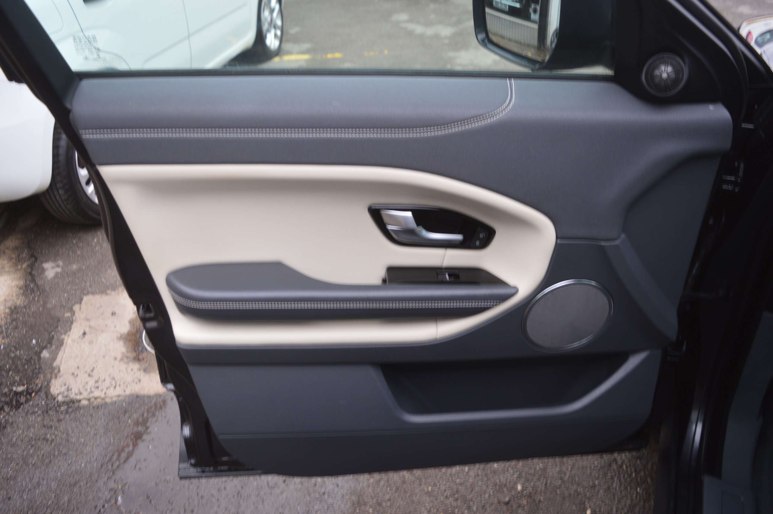 2017 LAND ROVER RANGE ROVER EVOQUE 2017 LAND ROVER RANGE ROVER EVOQUE