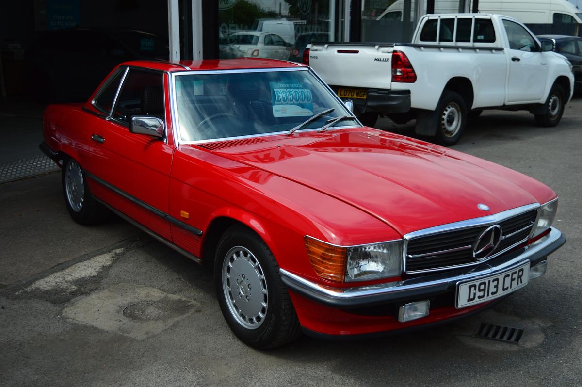 Check out this Mercedes-benz 300 1986 Petrol Automatic