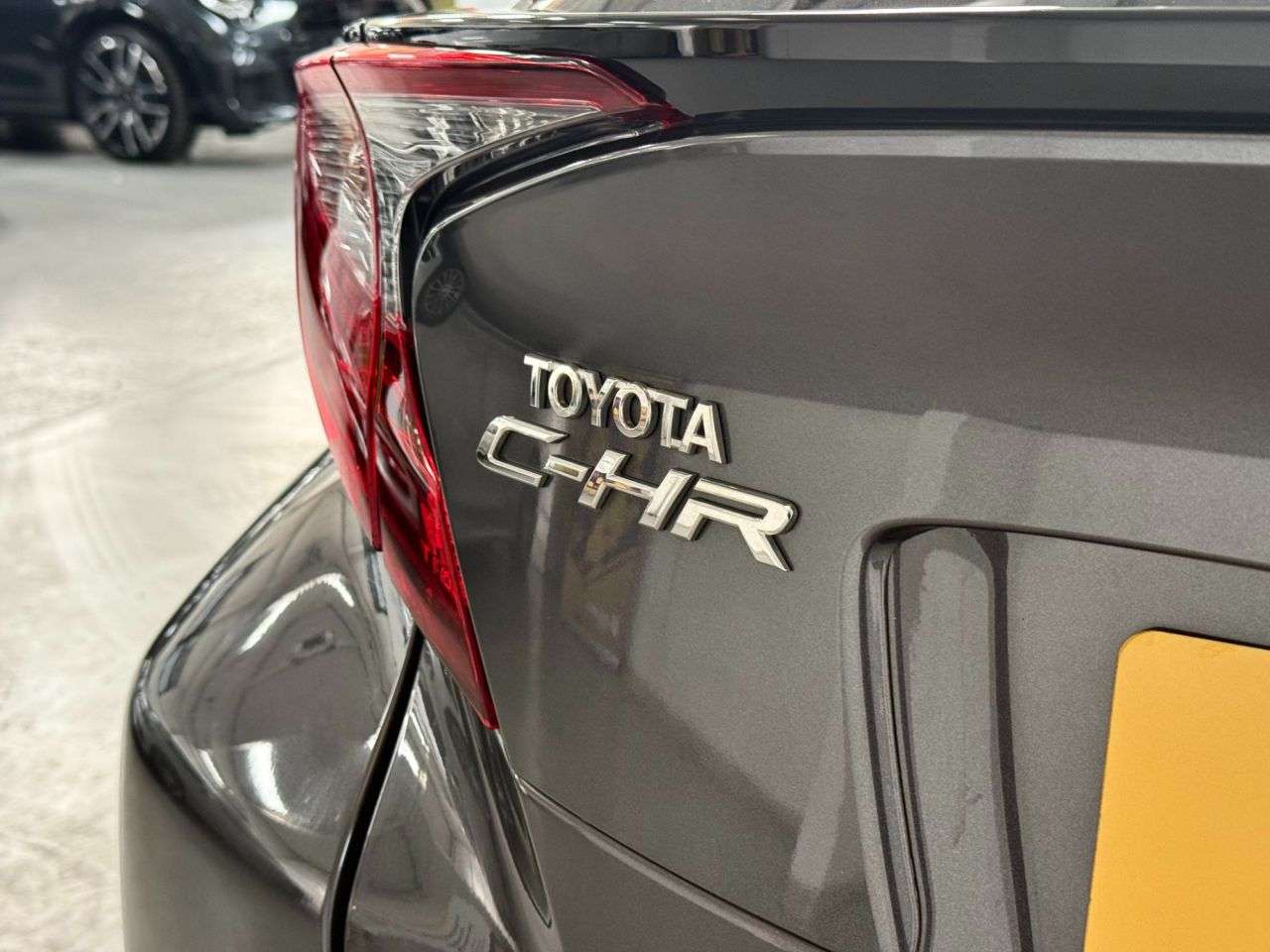 2022 TOYOTA C-HR 2022 TOYOTA C-HR