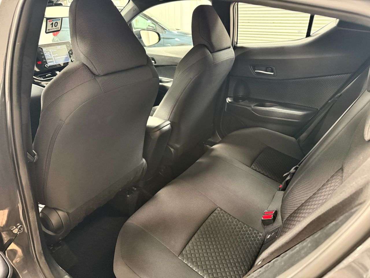 2022 TOYOTA C-HR 2022 TOYOTA C-HR