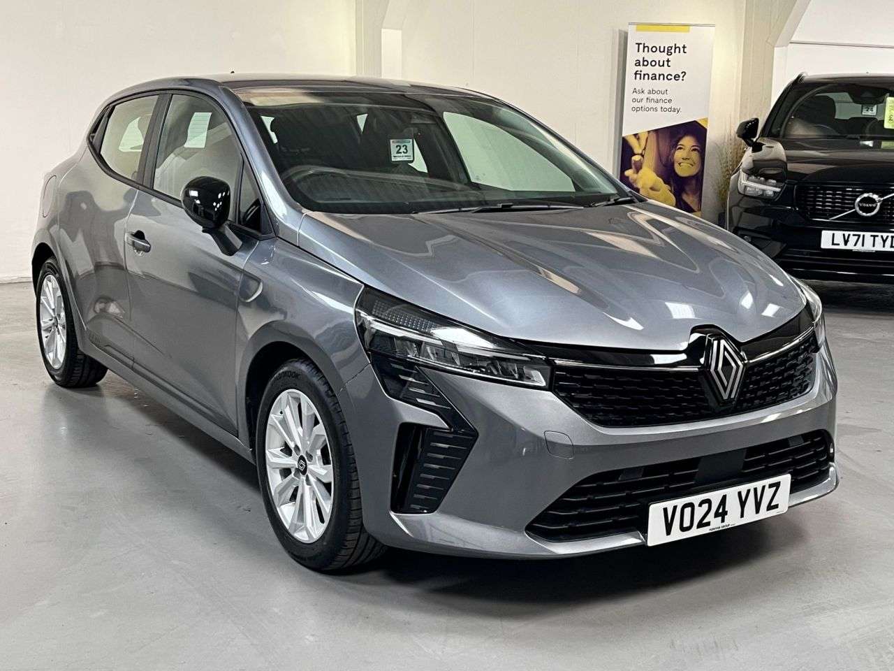 2024 RENAULT CLIO 2024 RENAULT CLIO