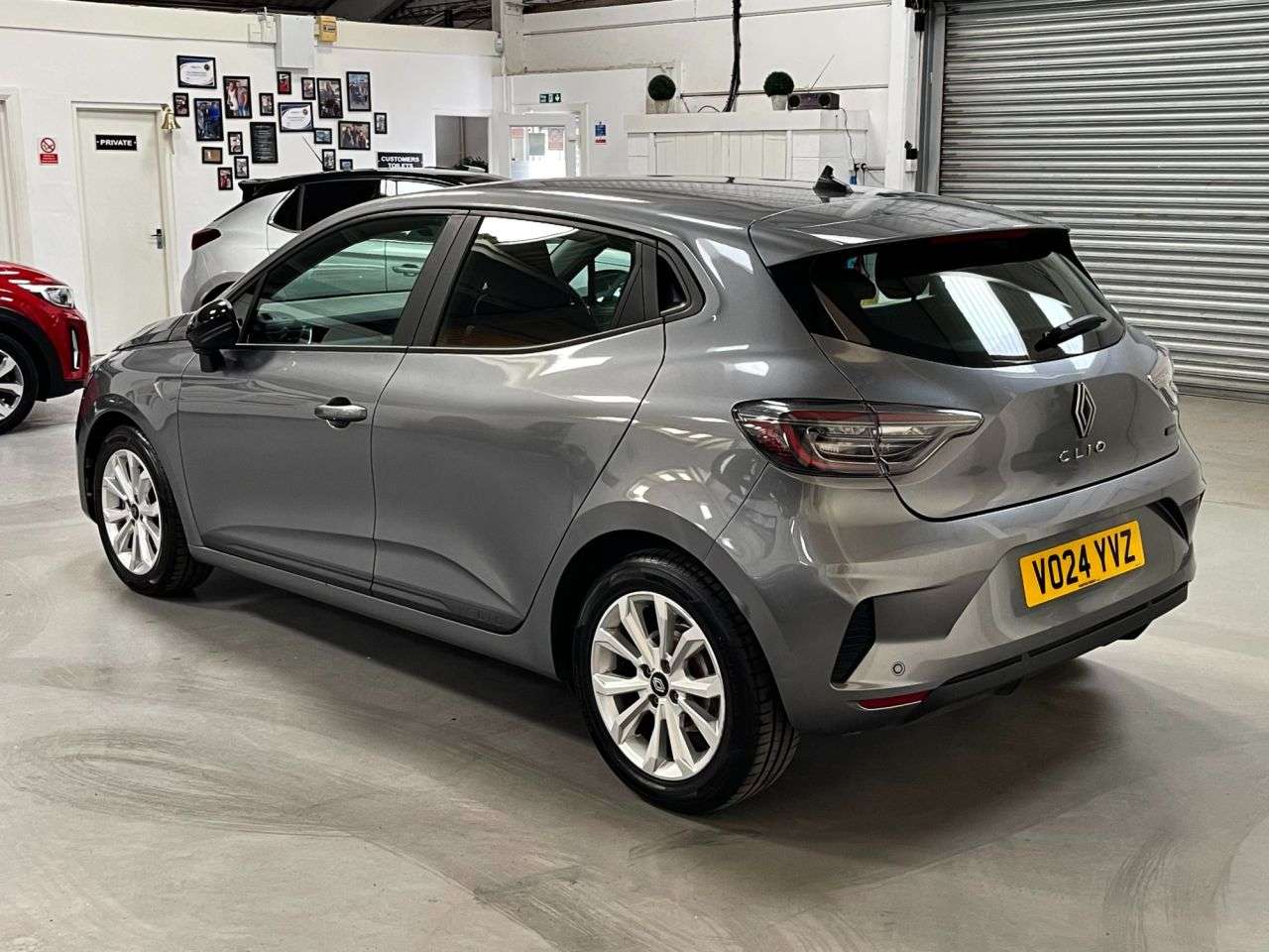 2024 RENAULT CLIO 2024 RENAULT CLIO