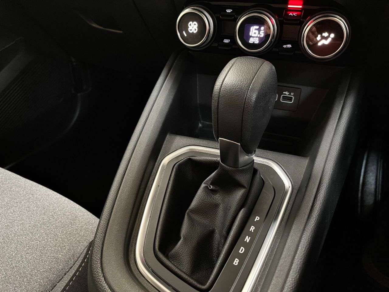 2024 RENAULT CLIO 2024 RENAULT CLIO