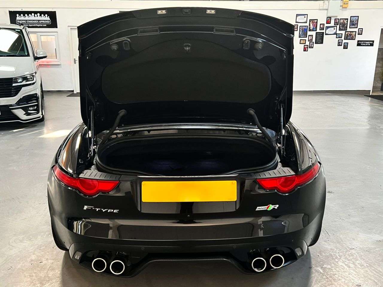 2015 JAGUAR F-TYPE 2015 JAGUAR F-TYPE