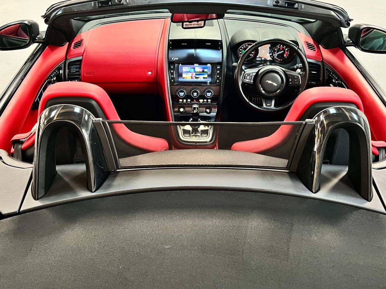 2015 JAGUAR F-TYPE 2015 JAGUAR F-TYPE