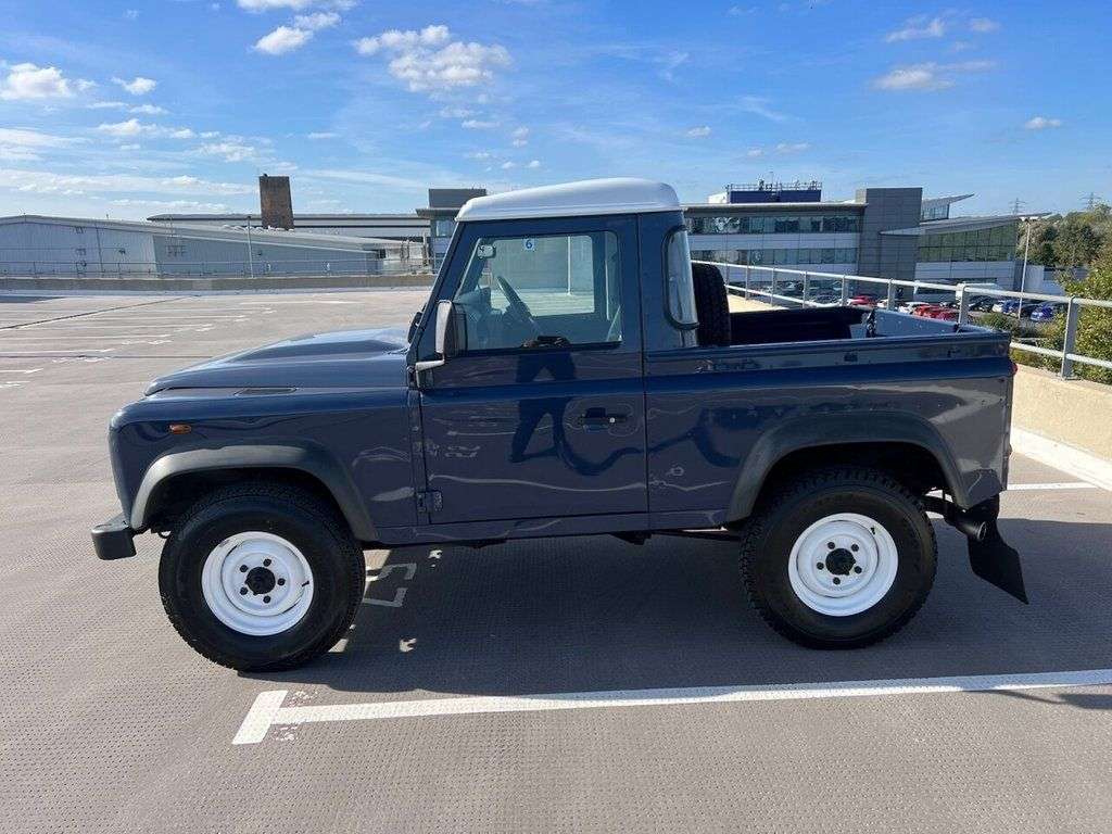 2012 LAND ROVER DEFENDER 90 2012 LAND ROVER DEFENDER 90