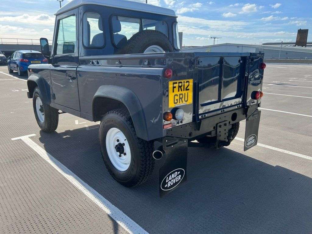 2012 LAND ROVER DEFENDER 90 2012 LAND ROVER DEFENDER 90