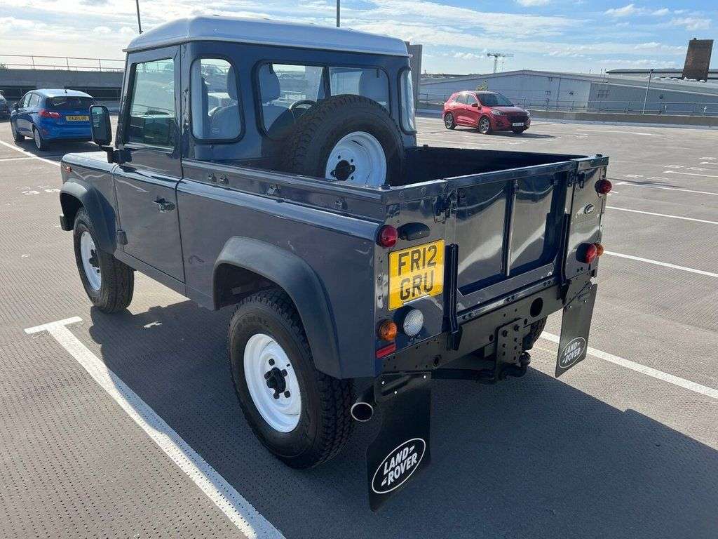 2012 LAND ROVER DEFENDER 90 2012 LAND ROVER DEFENDER 90