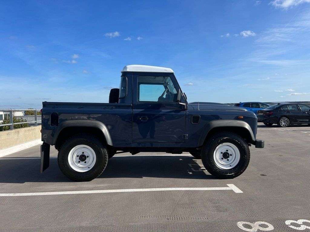 2012 LAND ROVER DEFENDER 90 2012 LAND ROVER DEFENDER 90