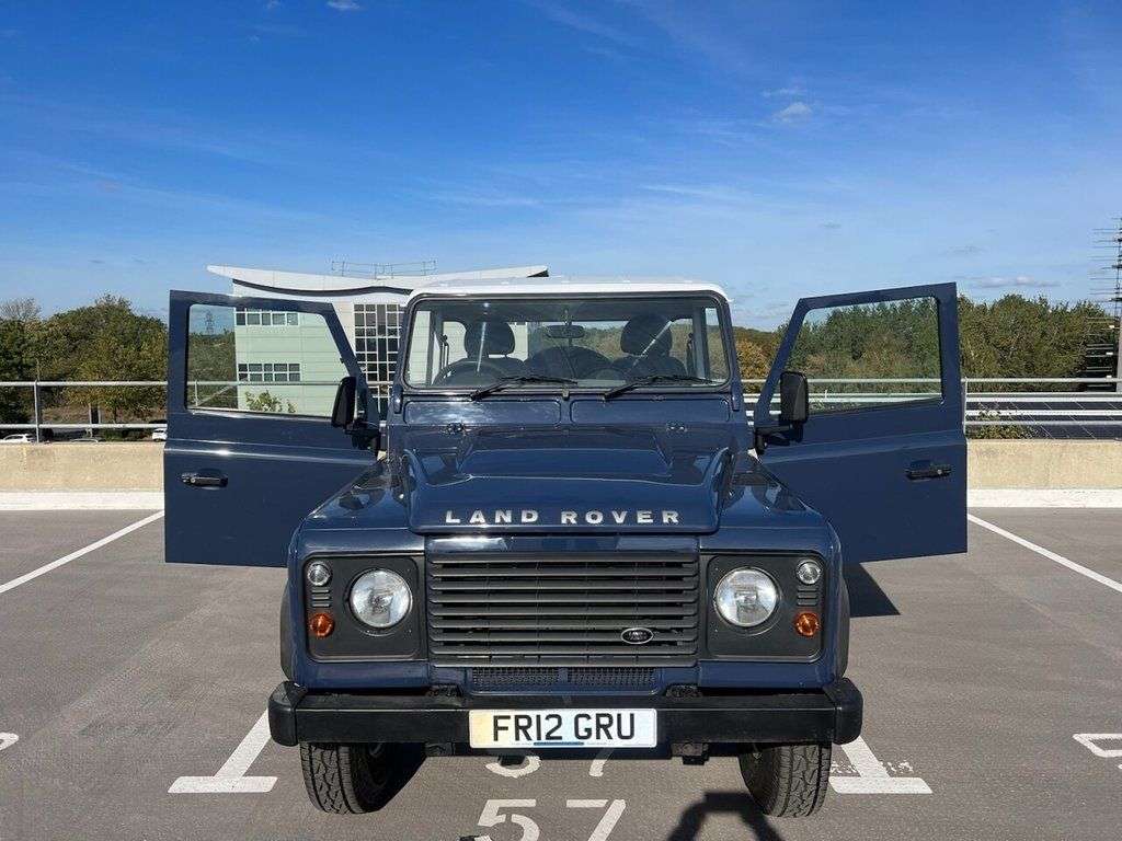 2012 LAND ROVER DEFENDER 90 2012 LAND ROVER DEFENDER 90