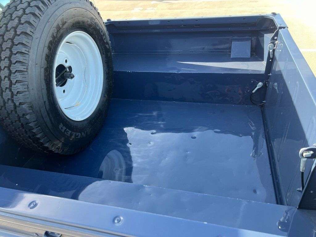 2012 LAND ROVER DEFENDER 90 2012 LAND ROVER DEFENDER 90