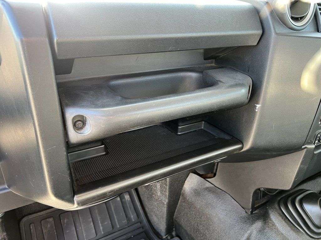 2012 LAND ROVER DEFENDER 90 2012 LAND ROVER DEFENDER 90