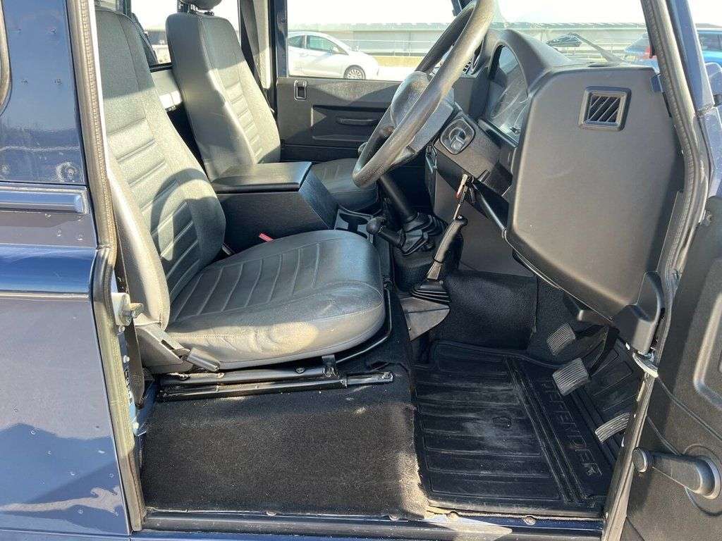 2012 LAND ROVER DEFENDER 90 2012 LAND ROVER DEFENDER 90