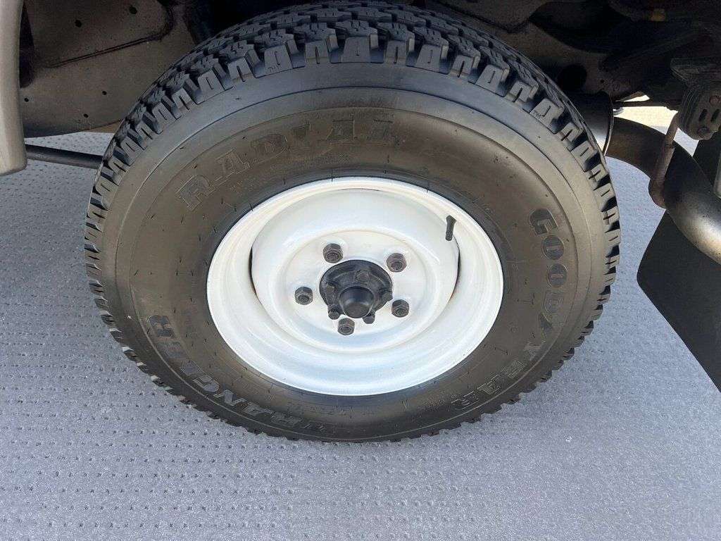 2012 LAND ROVER DEFENDER 90 2012 LAND ROVER DEFENDER 90