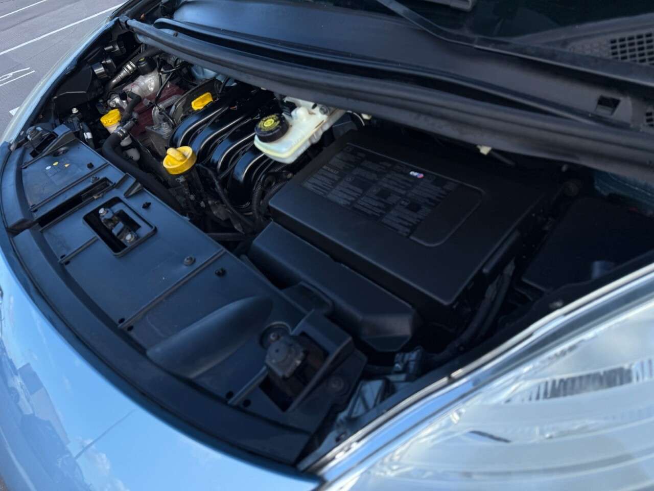 2011 RENAULT SCENIC 2011 RENAULT SCENIC