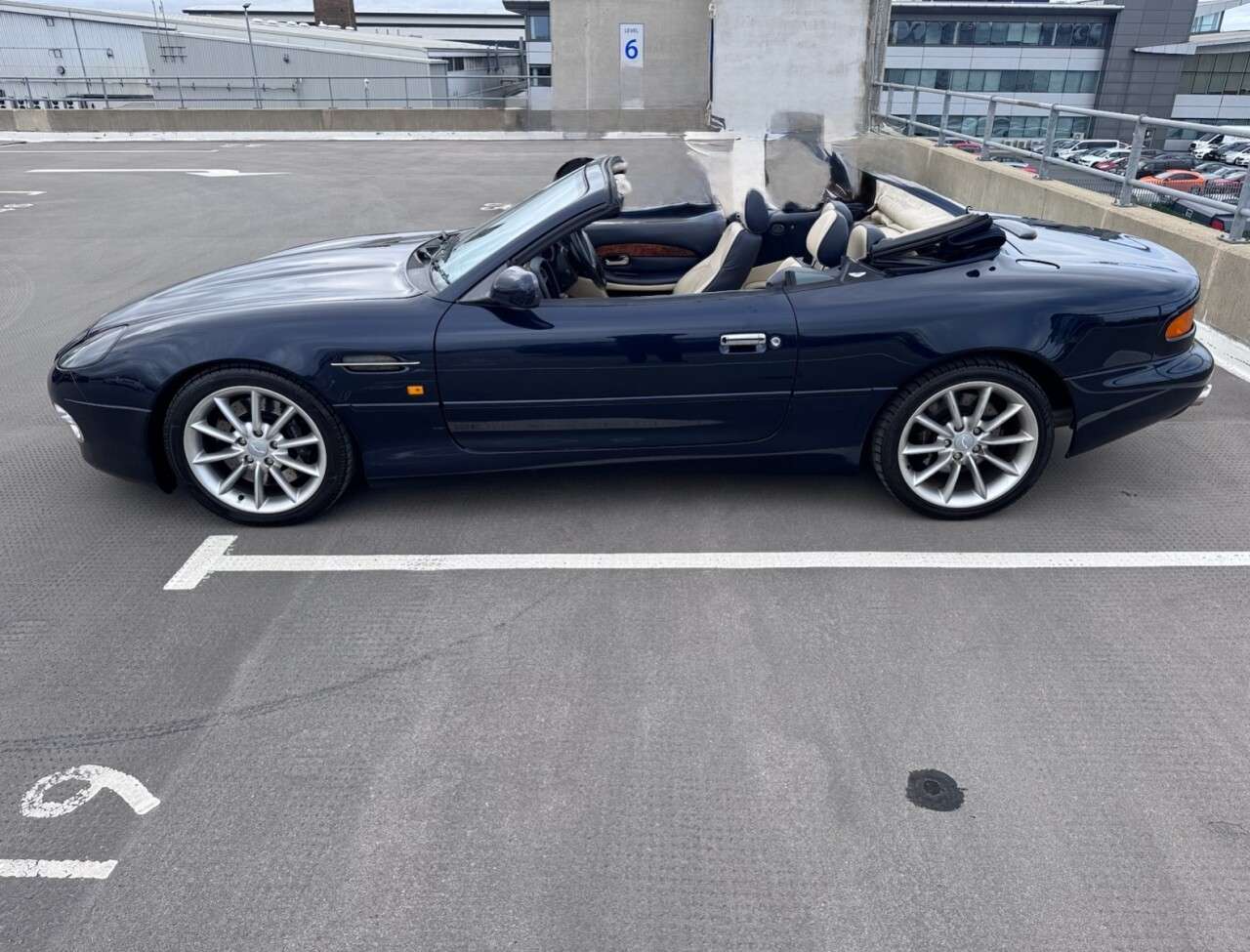 2002 ASTON MARTIN DB7 2002 ASTON MARTIN DB7