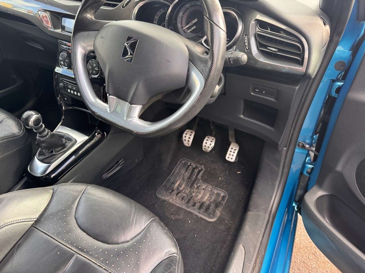 2014 CITROEN DS3 2014 CITROEN DS3