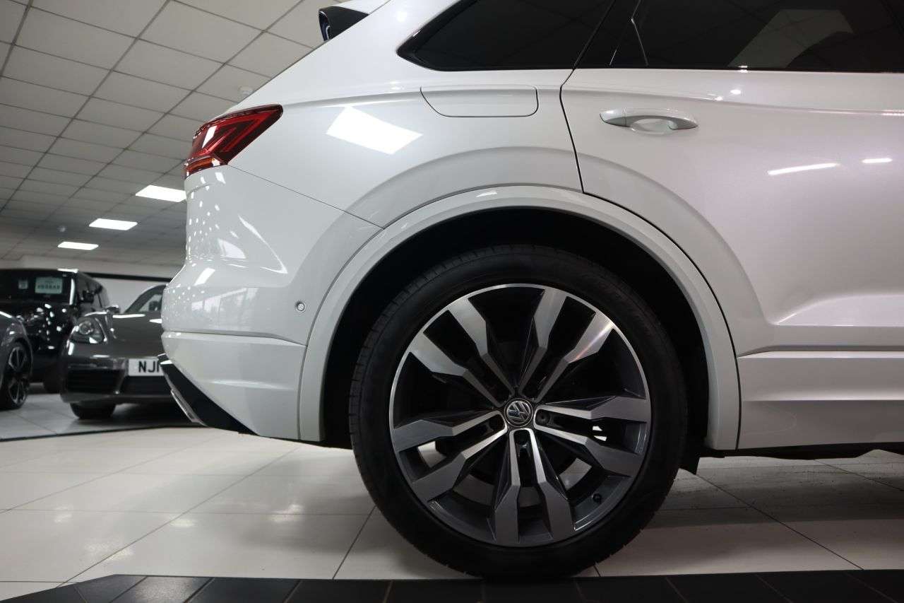 2019 VOLKSWAGEN TOUAREG 2019 VOLKSWAGEN TOUAREG